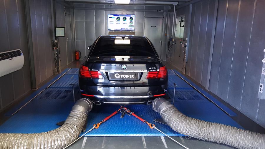  BMW 760i by G-Power 2015 года  (фото 6 из 8)